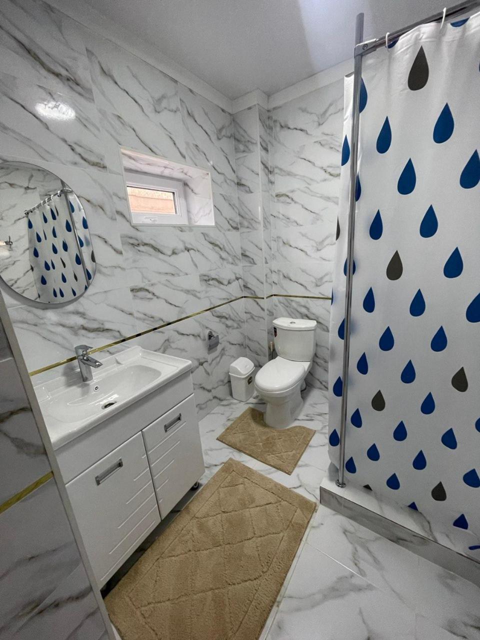 Center Guesthouse Кочкорка Экстерьер фото