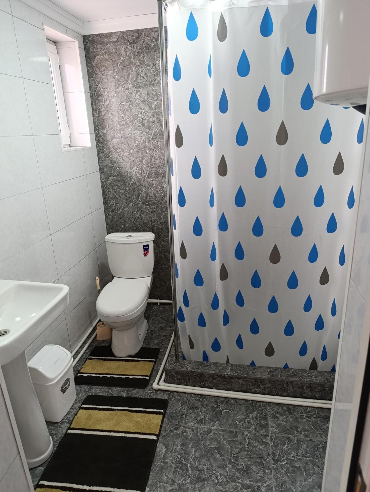 Center Guesthouse Кочкорка Экстерьер фото